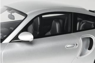 PORSCHE 911 [996.2] TURBO POLAR SILVER 2001 GT Spirit 1:18 Resinemodell (Türen, Motorhaube... nicht zu öffnen!)